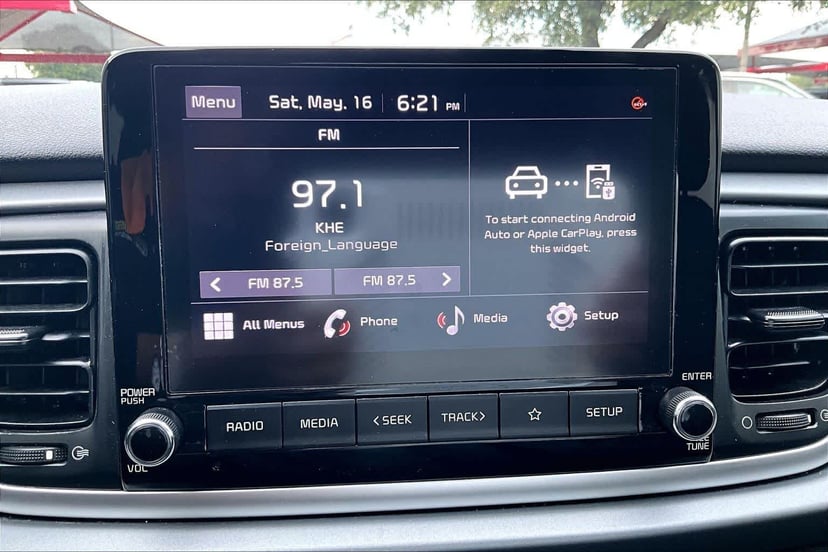 2023 Kia Rio 5-Door - Image 31