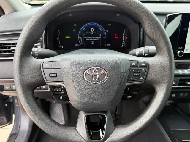 2026 Toyota Camry - Image 10