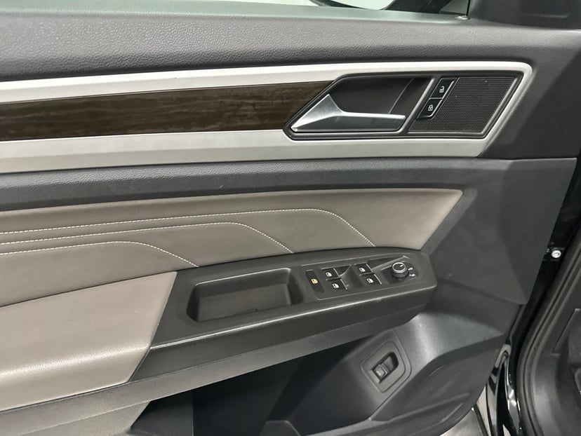 2022 Volkswagen Atlas - Image 9