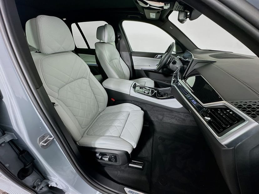 2024 BMW X5 - Image 29