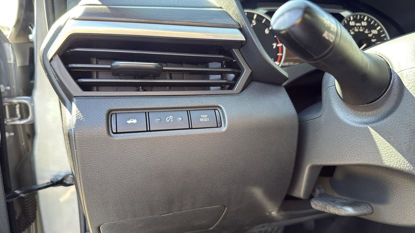 2024 Nissan Altima - Image 18