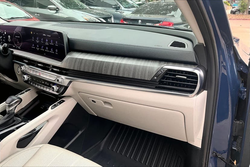 2025 Kia Telluride - Image 19
