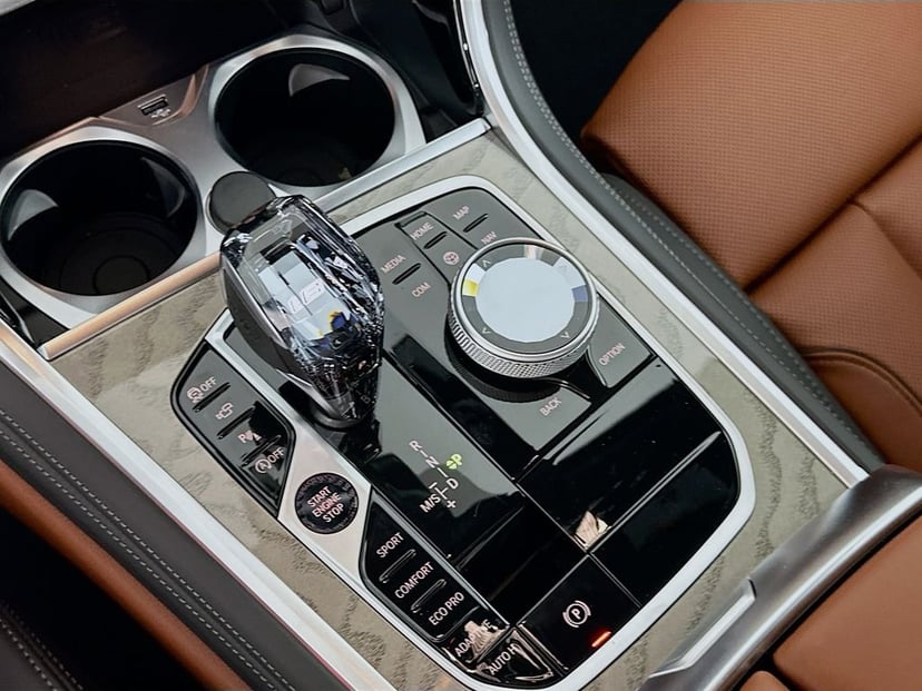 2026 BMW 8 Series - Image 15