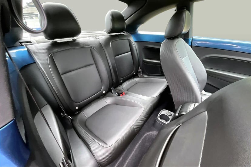 2018 Volkswagen Beetle - Image 17