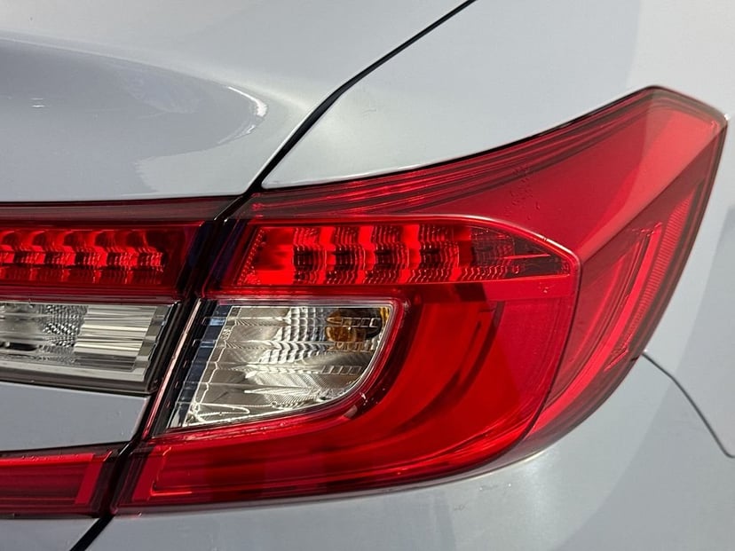 2022 Honda Accord - Image 34