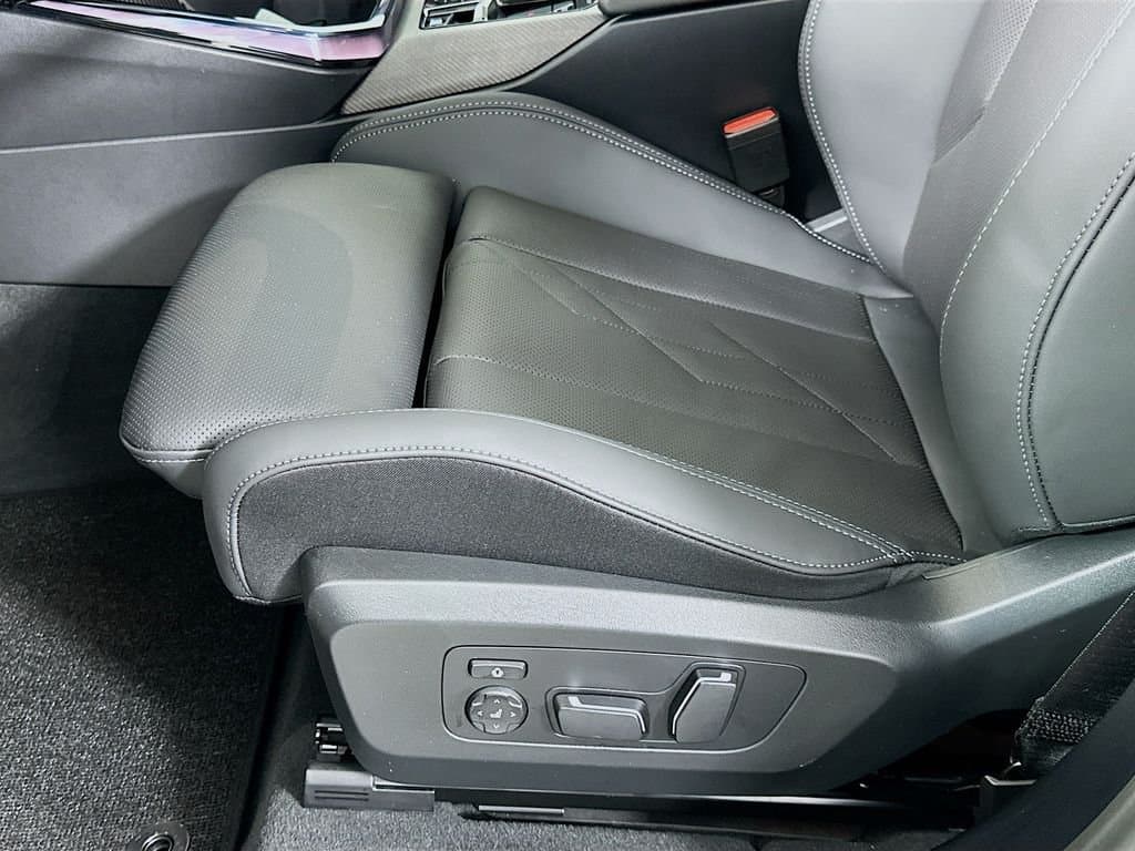 2026 BMW X3 - Image 21