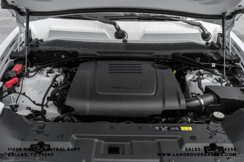 2026 Land Rover Defender 110 - Image 42