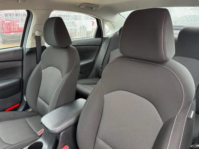 2023 Kia Forte - Image 14