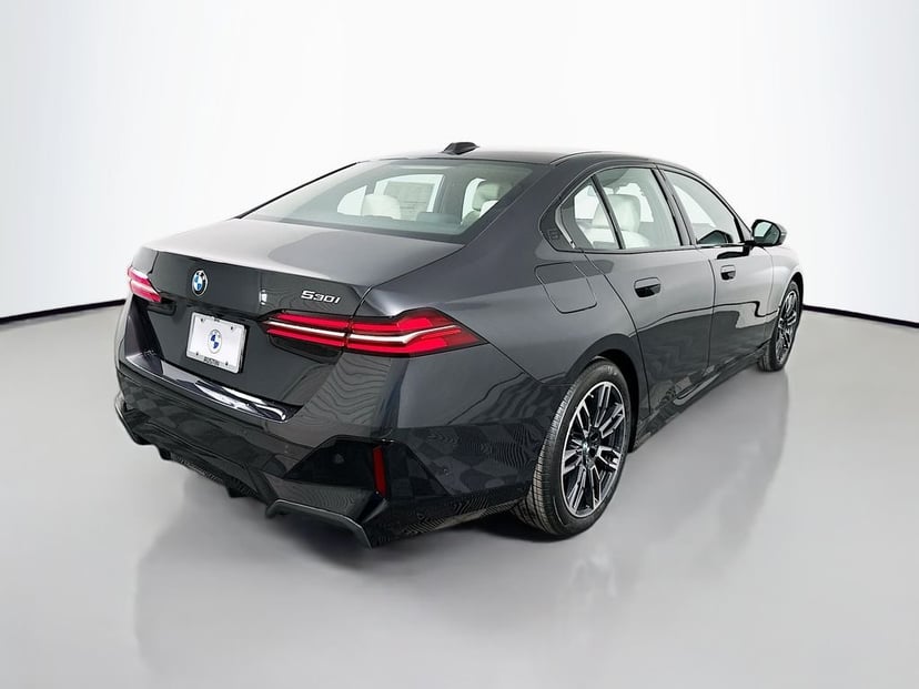 2026 BMW 5 Series - Image 5
