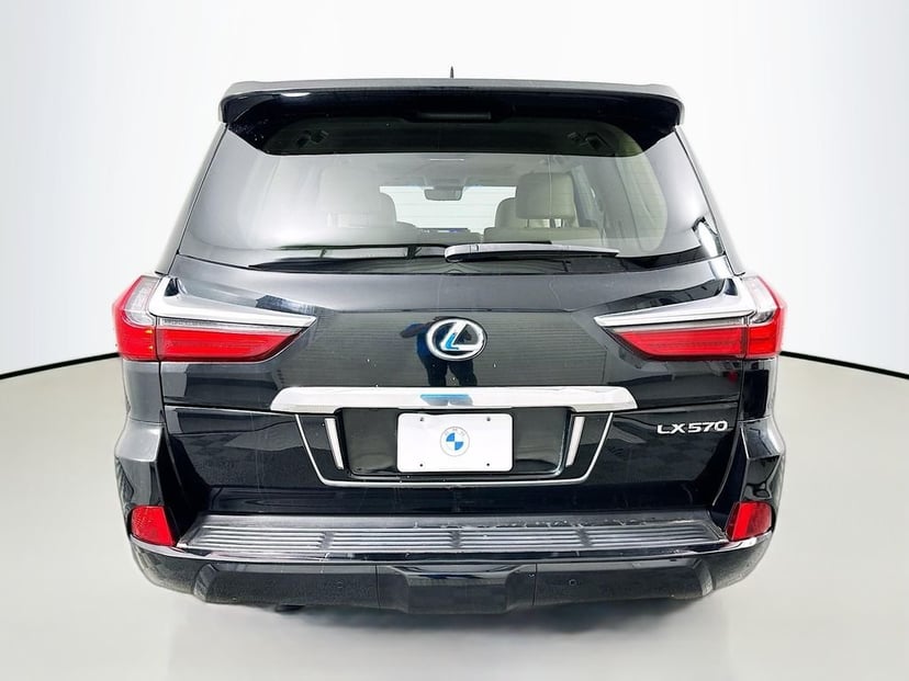 2018 Lexus LX - Image 6