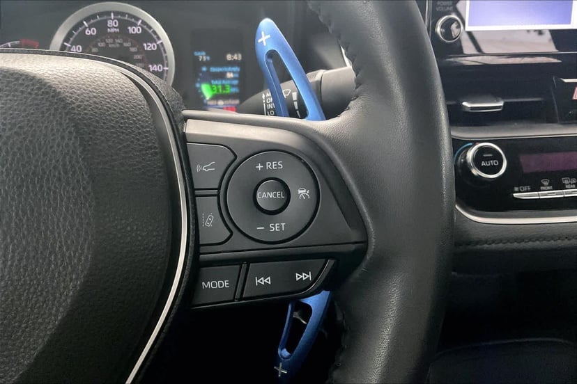 2020 Toyota Corolla - Image 25