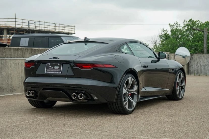 2024 Jaguar F-TYPE - Image 10