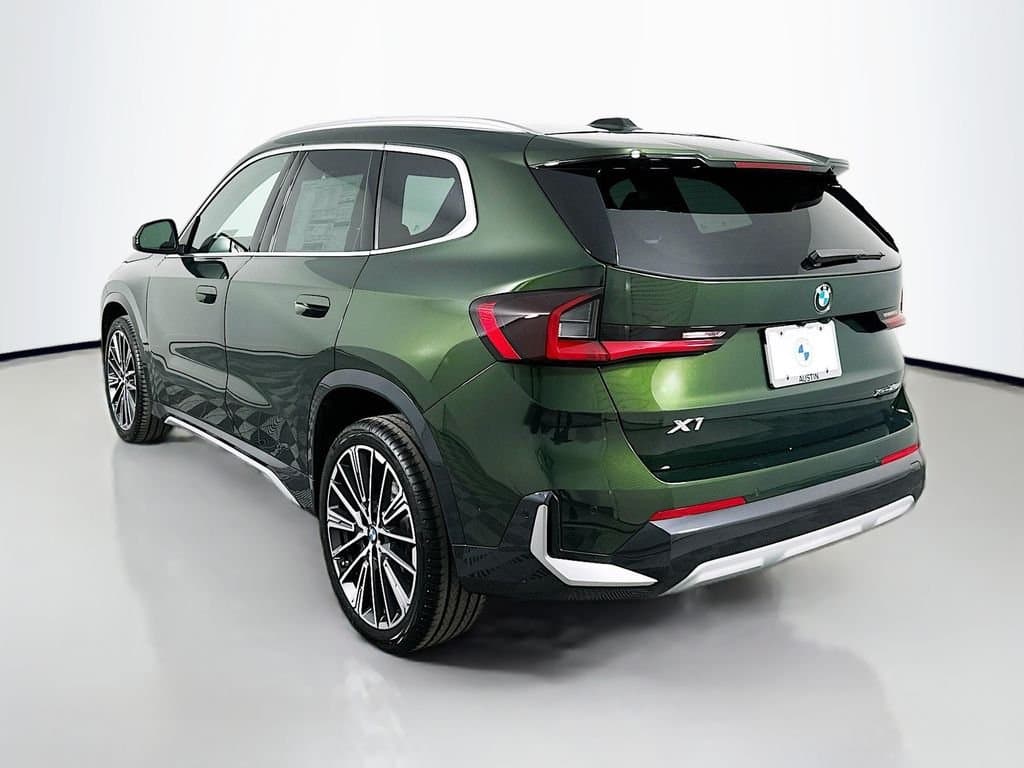 2025 BMW X1 - Image 7