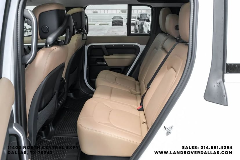 2026 Land Rover Defender 110 - Image 36