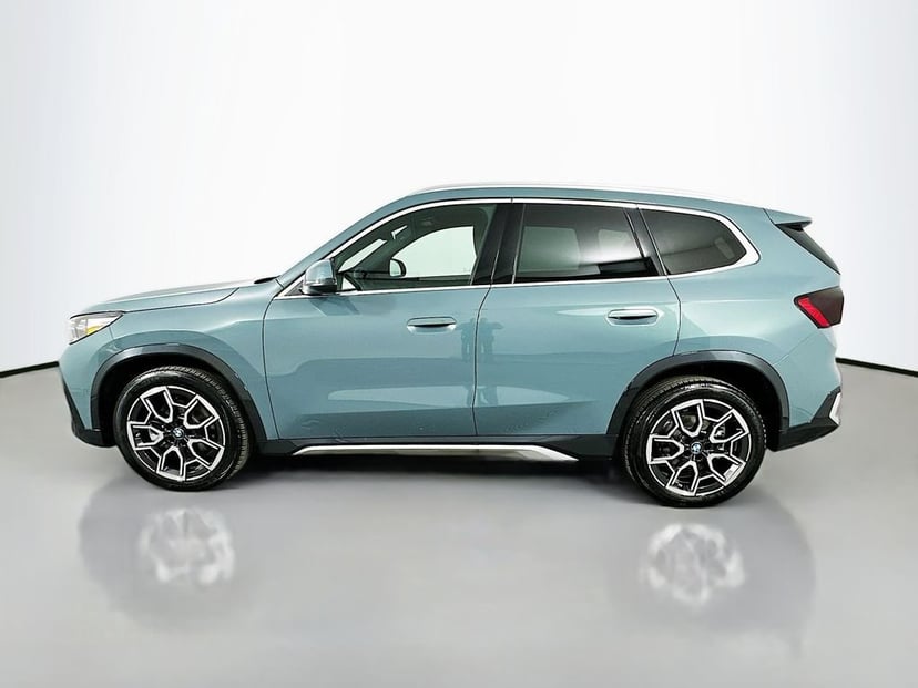 2025 BMW X1 - Image 8