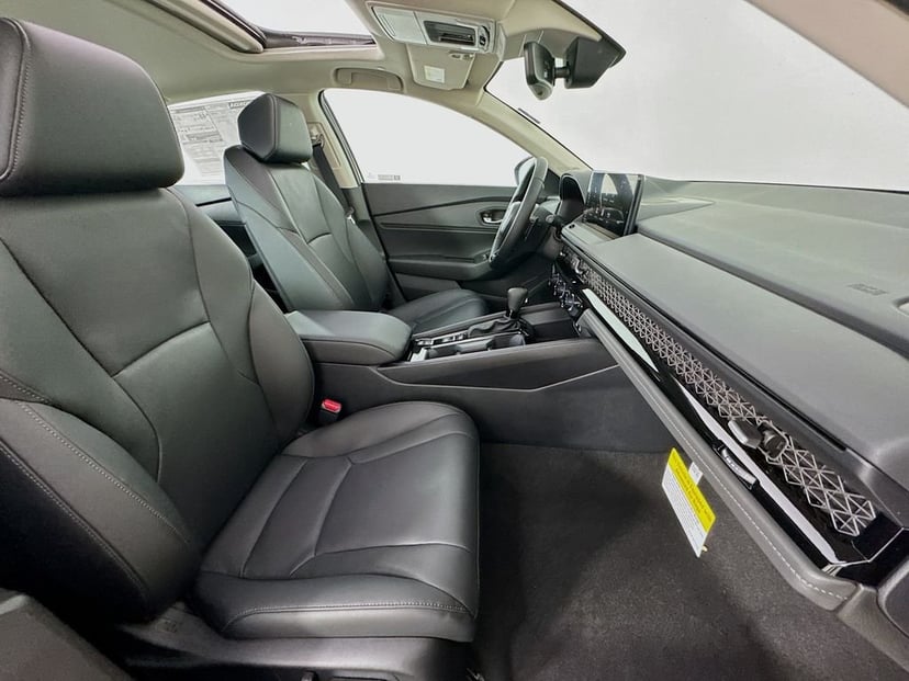 2026 Honda Accord Hybrid - Image 38