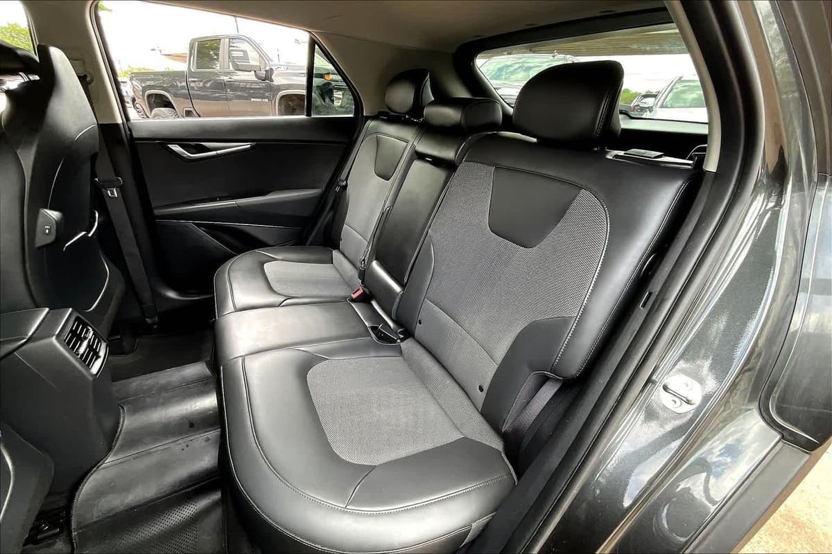 2023 Kia Niro Plug-In Hybrid - Image 20