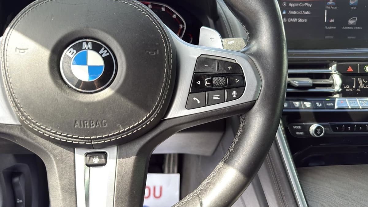 2020 BMW 8 Series - Image 16