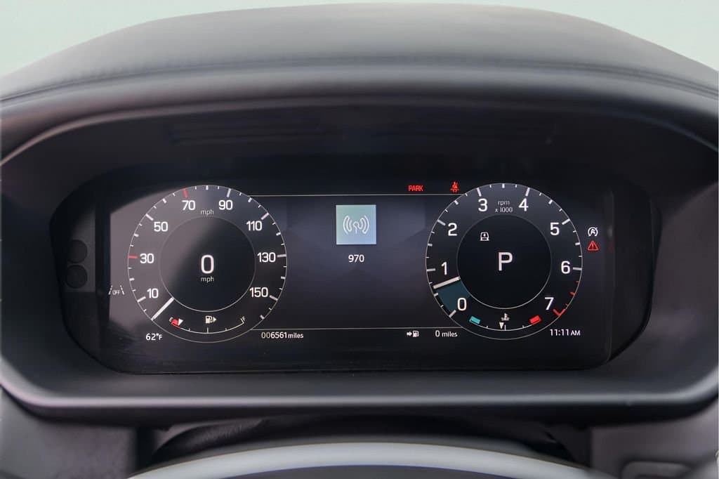 2024 Land Rover Discovery - Image 14