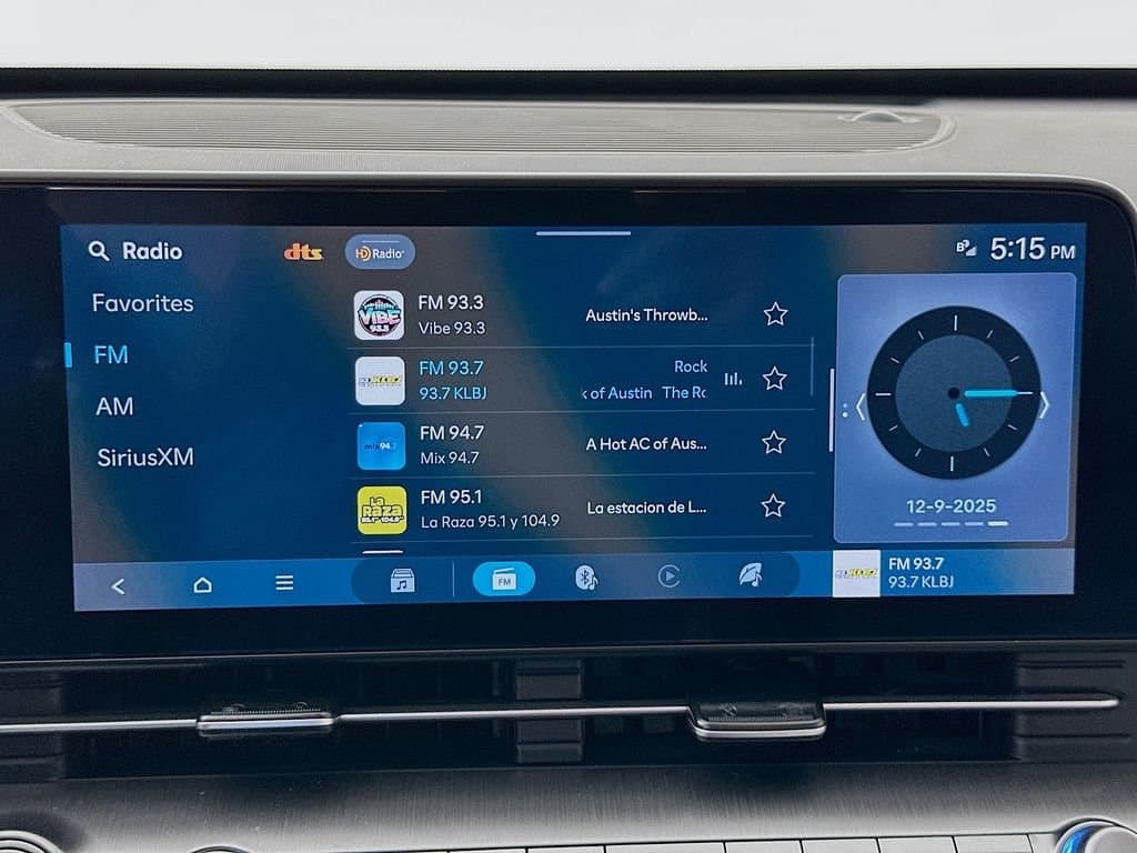 2024 HYUNDAI Kona - Image 15