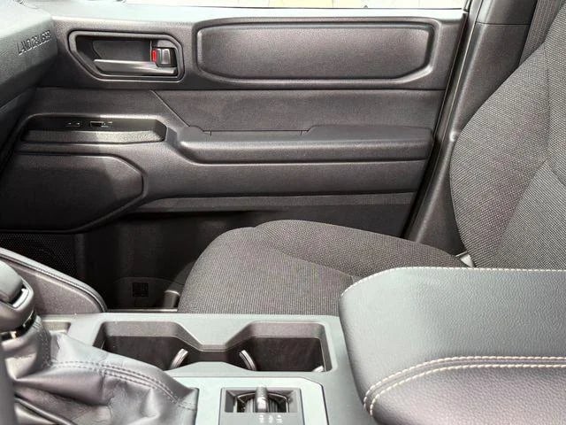 2025 Toyota Land Cruiser - Image 41