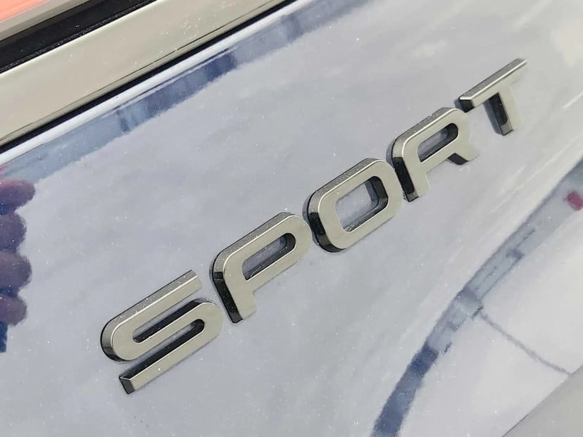2023 Land Rover Range Rover Sport - Image 12