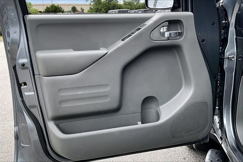 2019 Nissan Frontier - Image 22