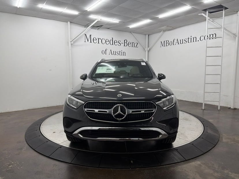 2026 Mercedes-Benz GLC - Image 2