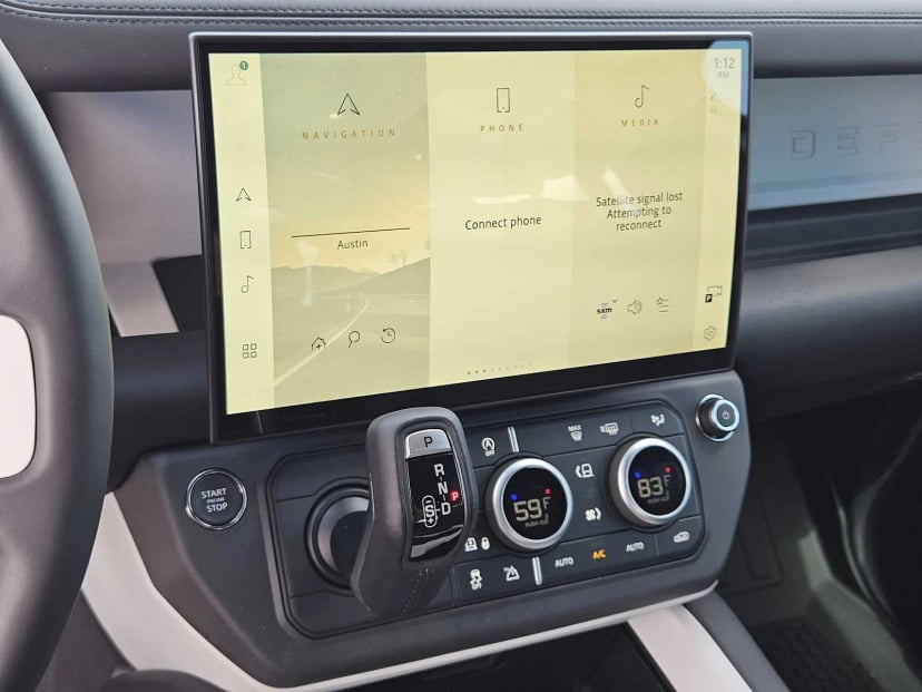 2026 LAND ROVER Defender 110 - Image 15