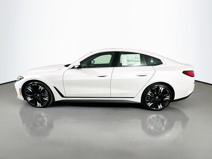 2026 BMW 4 Series - Image 7