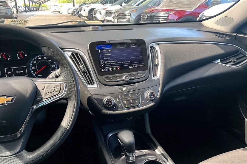 2021 Chevrolet Malibu - Image 7