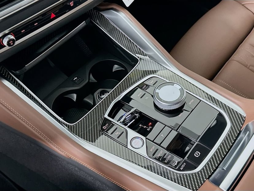 2027 BMW X6 - Image 15