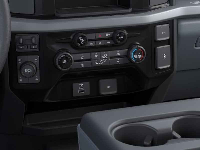 2026 Ford Super Duty - Image 27