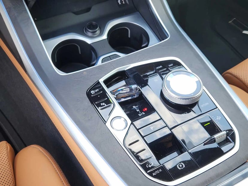 2024 BMW X7 xDrive40i - Image 19