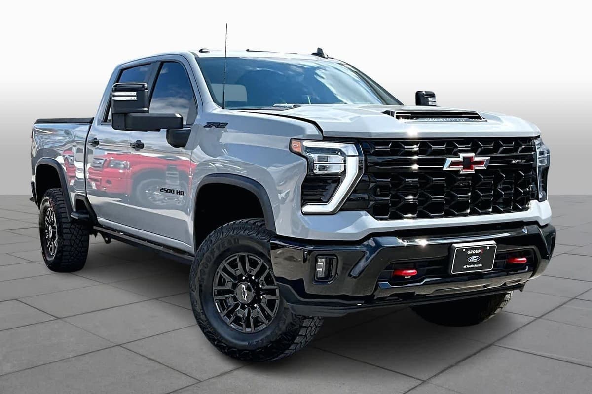 2024 Chevrolet Silverado 2500HD - Image 4