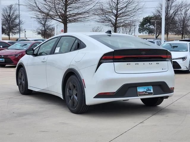 2026 Toyota Prius - Image 3