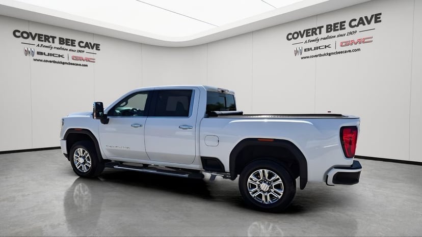 2022 GMC Sierra 2500HD - Image 6