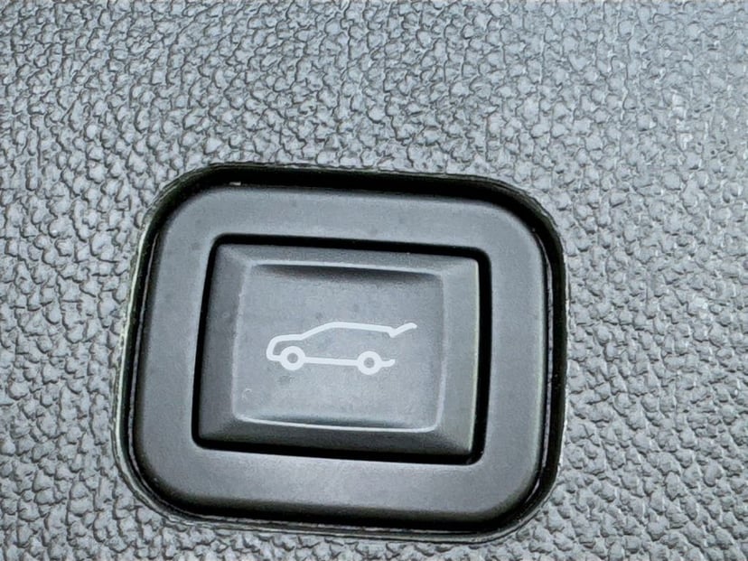 2015 Cadillac SRX - Image 33