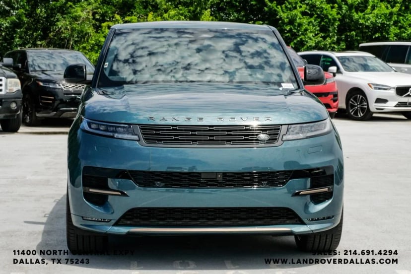 2026 Land Rover Range Rover Sport - Image 5