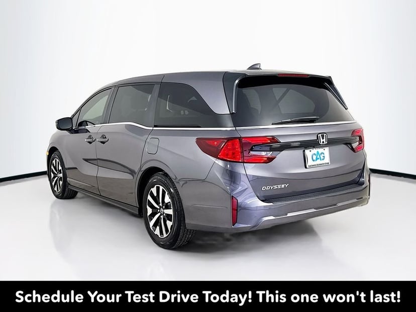 2026 Honda Odyssey - Image 6