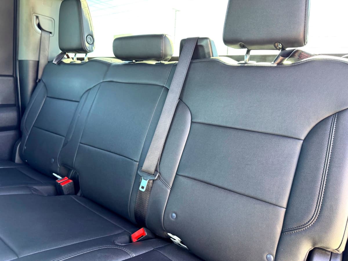 2024 GMC Sierra 2500Hd - Image 16