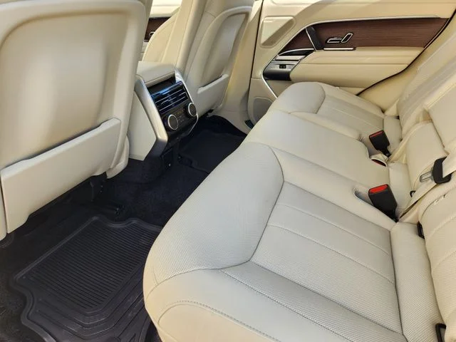 2026 Land Rover Range Rover - Image 19