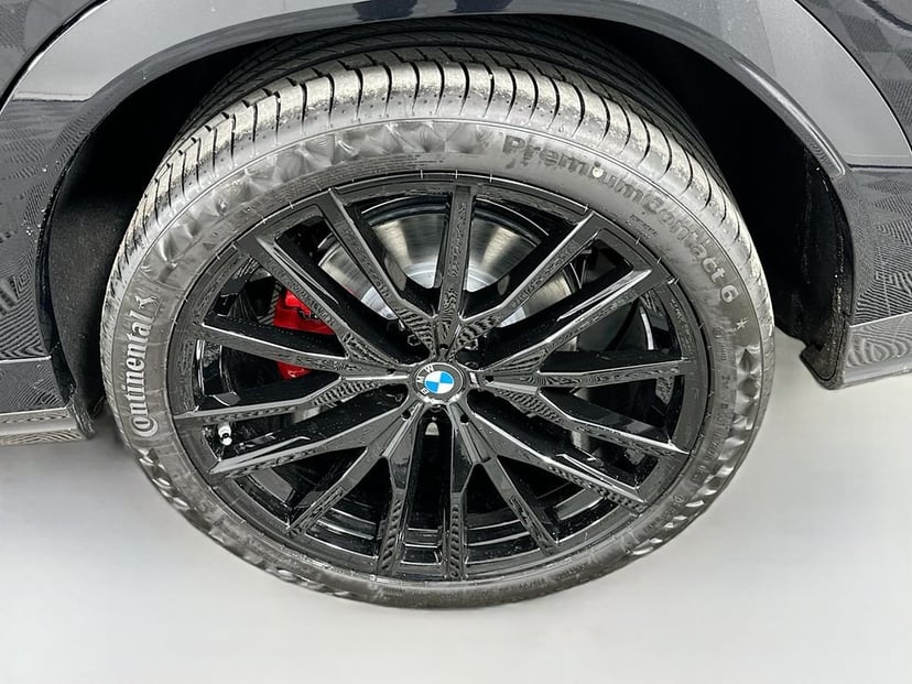 2027 BMW X6 - Image 23