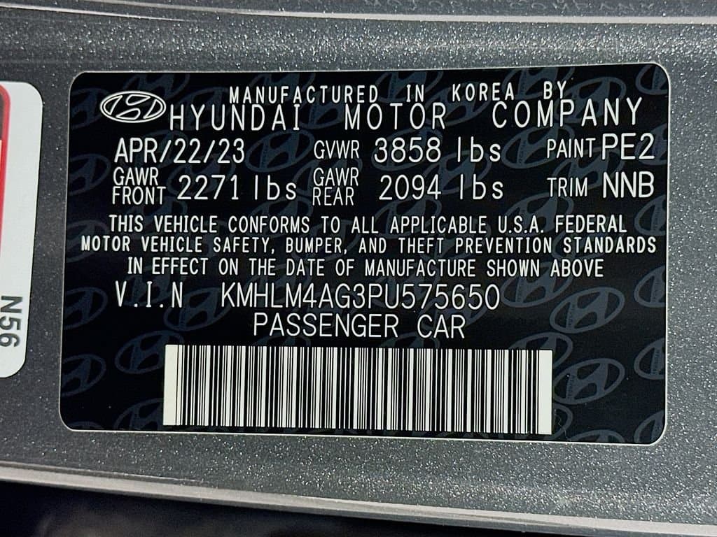 2023 Hyundai Elantra - Image 30