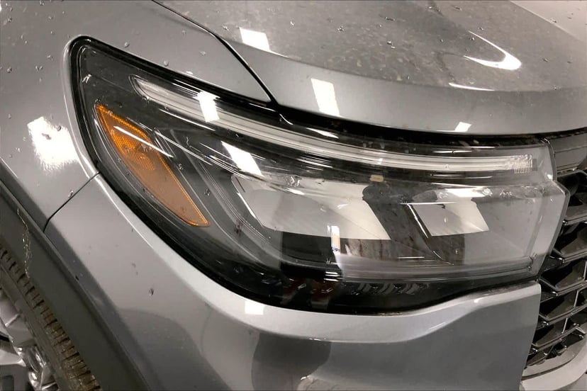 2026 Ford Explorer - Image 13