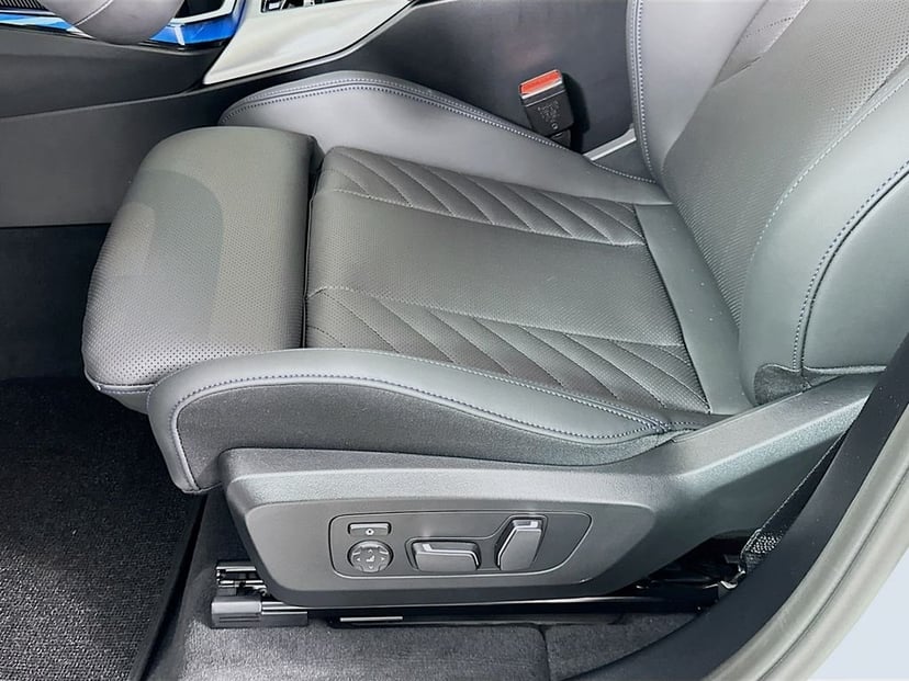 2026 BMW X3 - Image 21