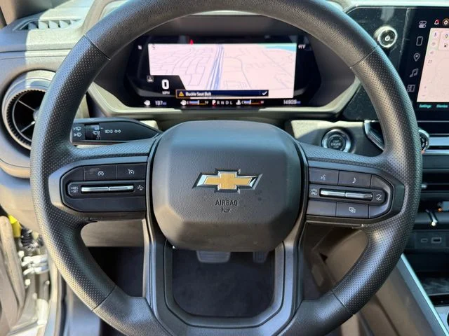 2025 Chevrolet Colorado - Image 10
