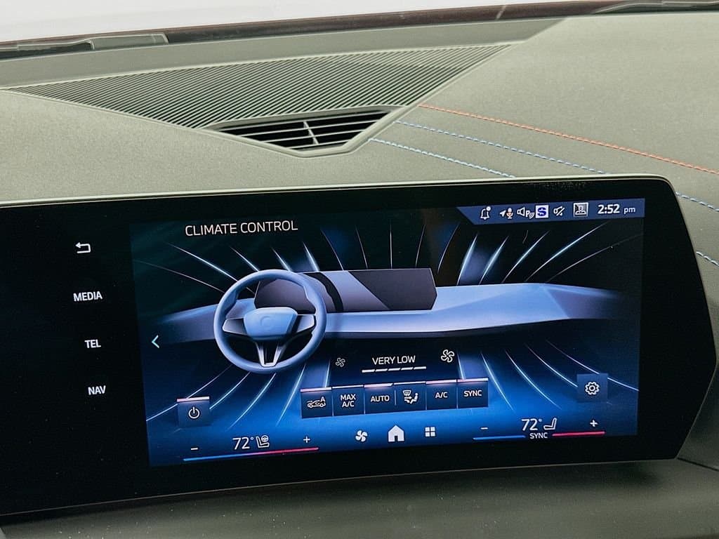 2026 BMW 2 Series - Image 14