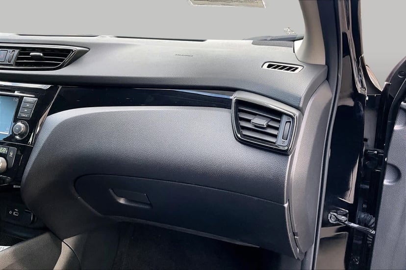 2020 Nissan Rogue Sport - Image 18