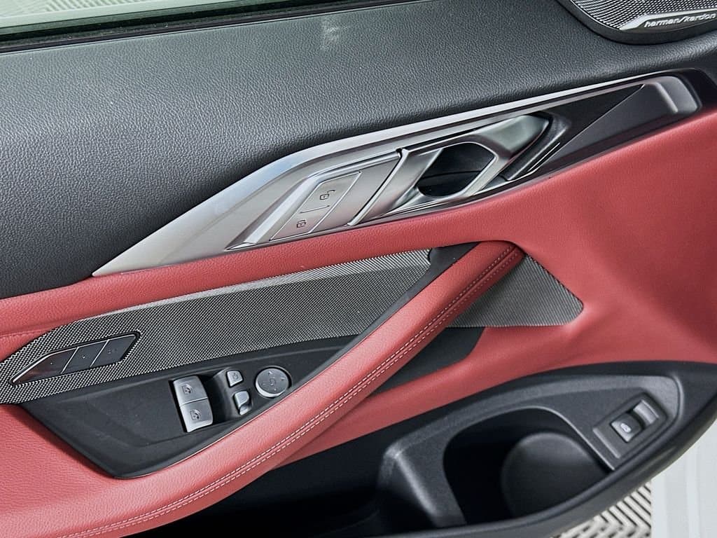 2025 BMW 4 Series - Image 19